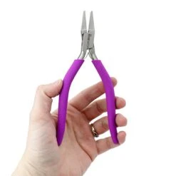 Wide Flat Nose Plier -The Beadsmith Shop flatnose plier 46.0751photo2 71698.1666212748