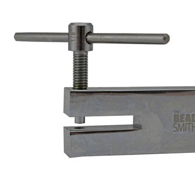 Double Metal Punch 1/8 Inch And 5/32 Inch Round 2 Double Metal Punch 1/8 Inch And 5/32 Inch Round - Image 2