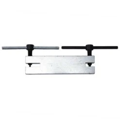 Two Hole Metal Punch 1.60mm (1/16 Inch) And 2.30mm (3/32 Inch) Round